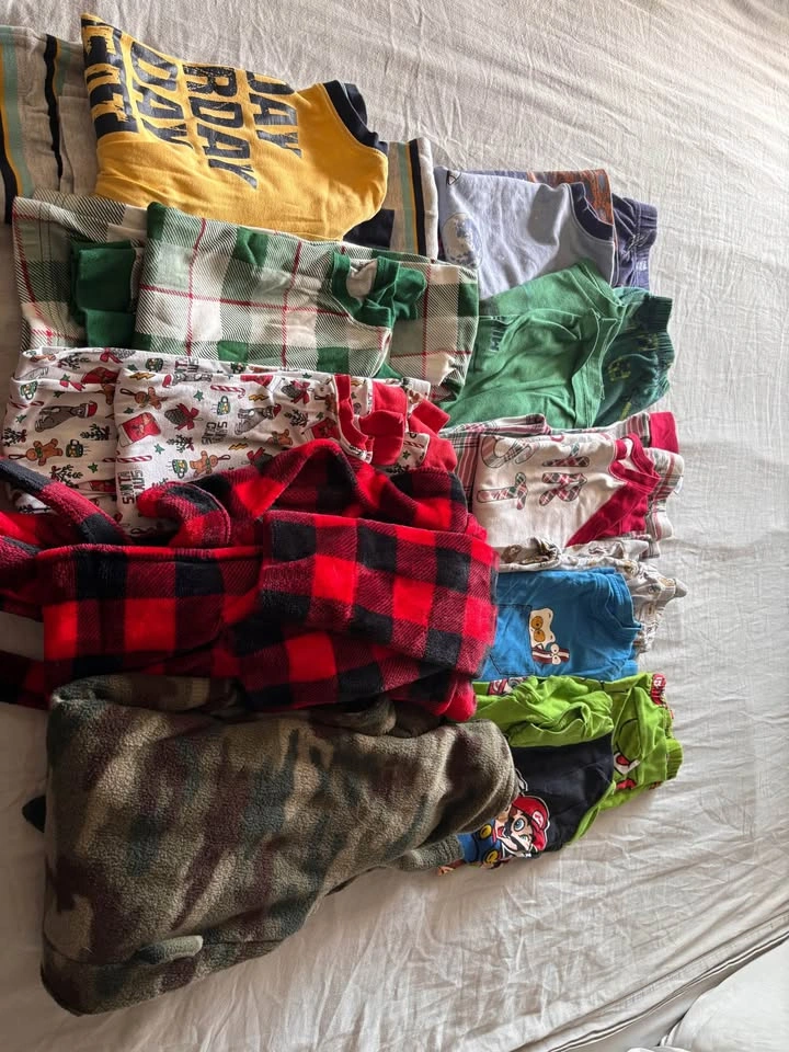 Huge Boys Clothing Lot - photo 4