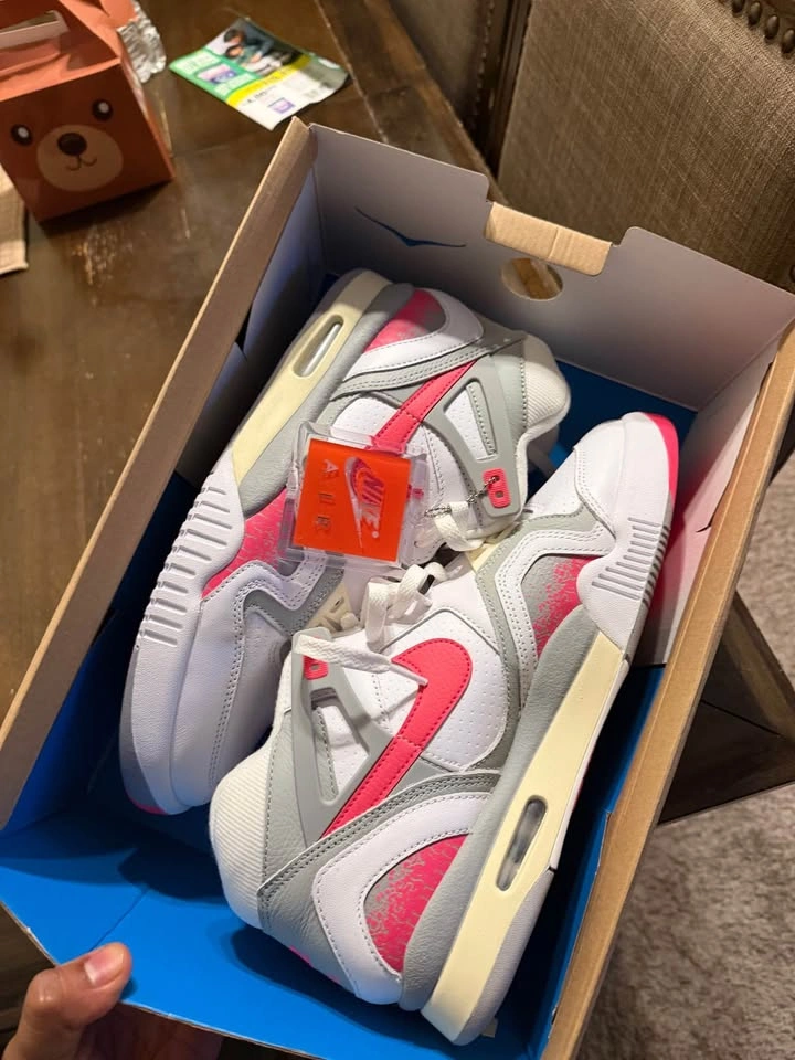Nike Air Tech Challenge 2 Racer Pink Size 10 and 11 - photo 2