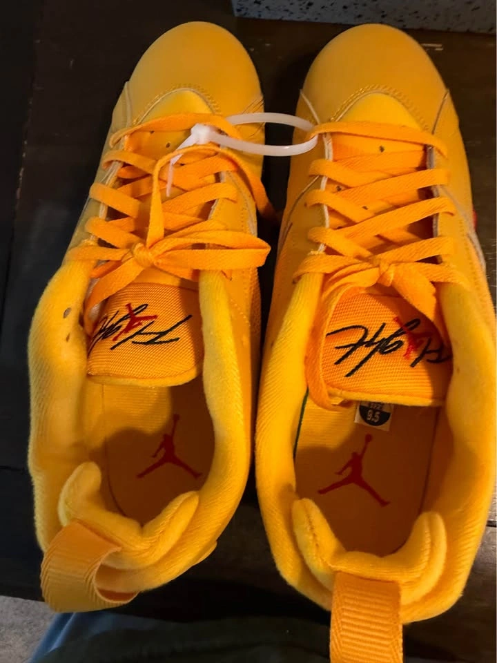 Jordan MVP 92 Yellow Size 9.5 Men - photo 4