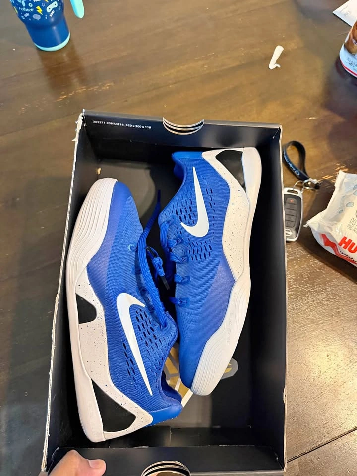Kobe IX low em (GS) game royal size 7y