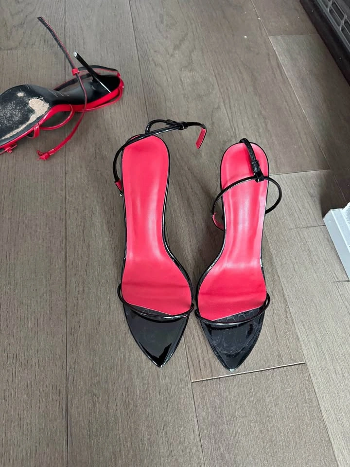 Black heels with red bottoms
