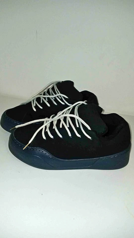 Erl skates