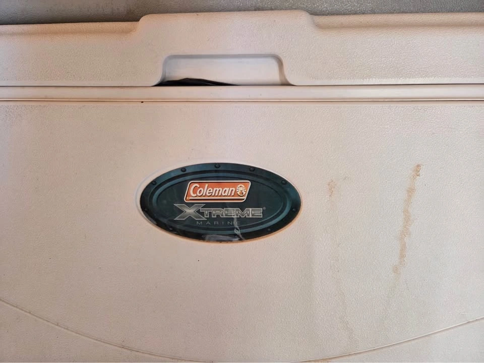 Coleman Xtreme® Marine Cooler, 94.6-L, White - photo 4