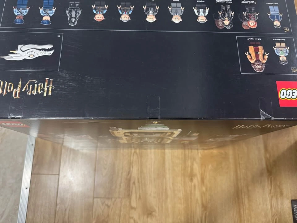 LEGO Harry Potter Gringotts Wizarding Bank Collectors' Edition - photo 3