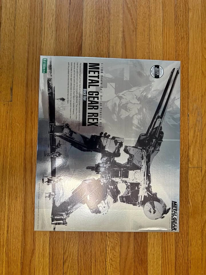 Kotobukiya Metal Gear REX 1/100 Scale Model Kit