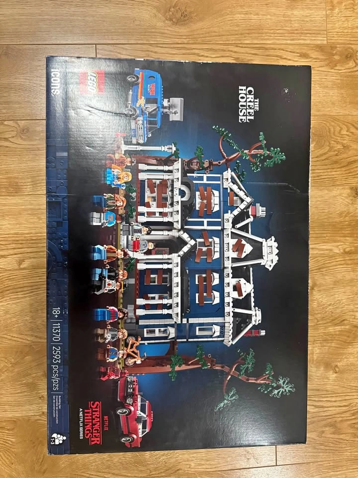 LEGO Stranger Things The Creel House 10370