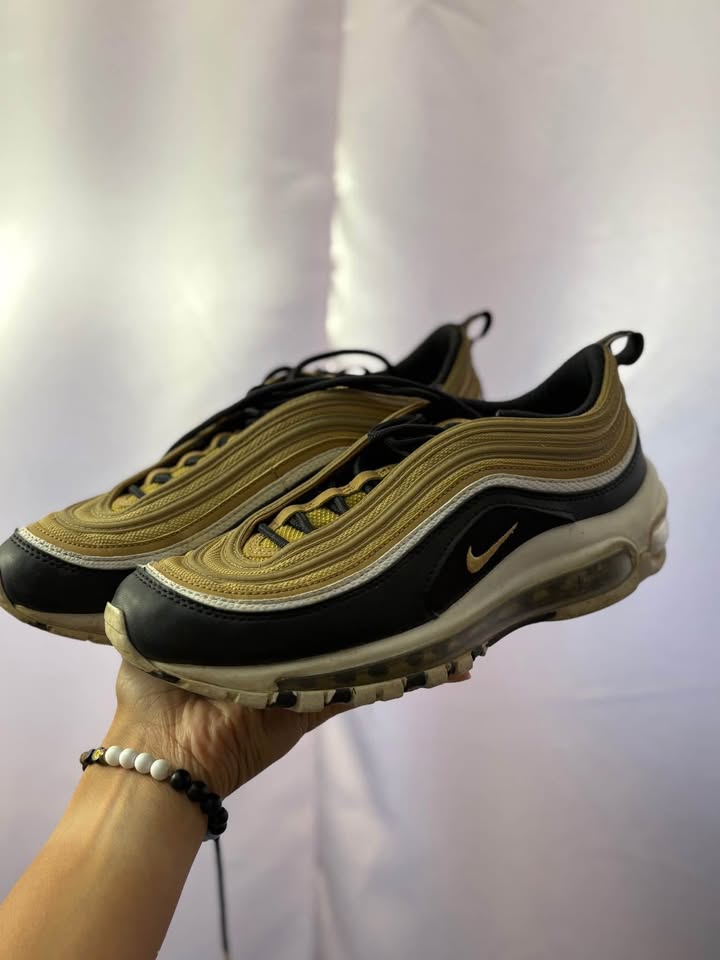 Nike Air Maxes - photo 2