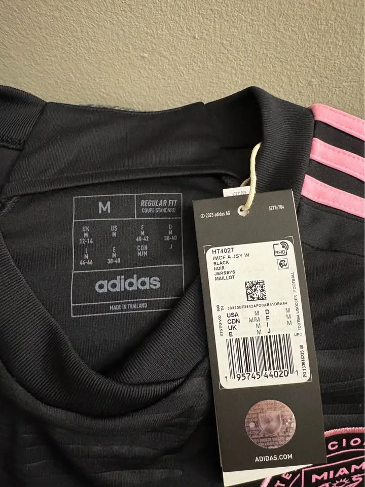 Inter Miami jersey image indicator(3)