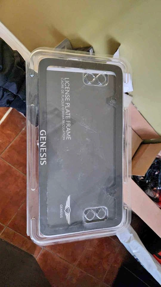 GENESIS LICENSE PLATE FRAME BLACK