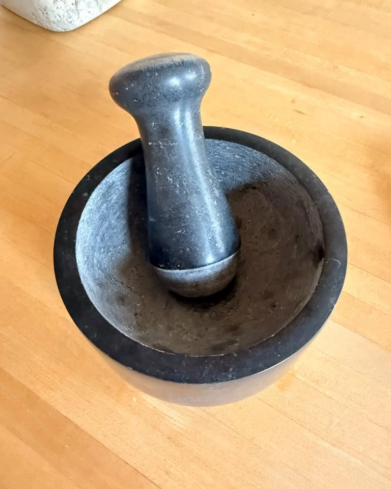 Black Stone Mortar & Pestle - photo 2