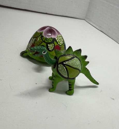 Mexican Hand-Painted Wooden Loose-Neck Bobblehead Turtle and Din - photo 3
