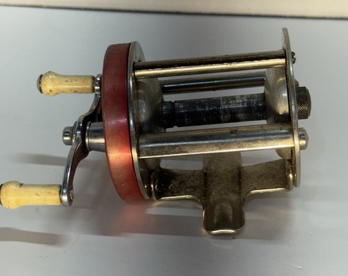 Trophy deluxe 66 by Ranger, casting reel - photo 4