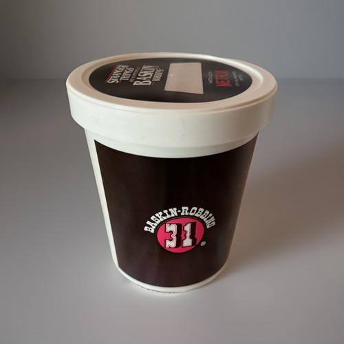Stranger Things x Baskin-Robbins Netflix Promo Ice Cream Contain - photo 3
