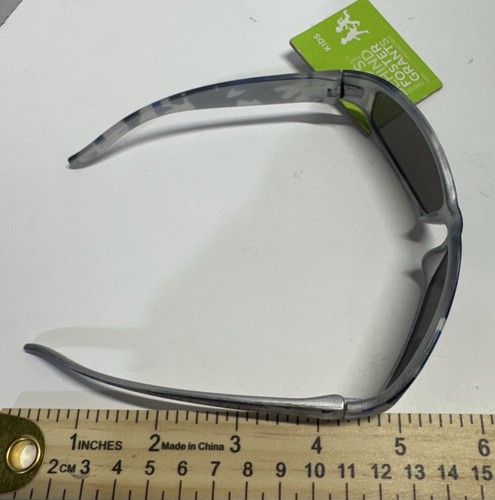 Foster Grant Kids Blue Camo Sunglasses with Dark Lenses - photo 4