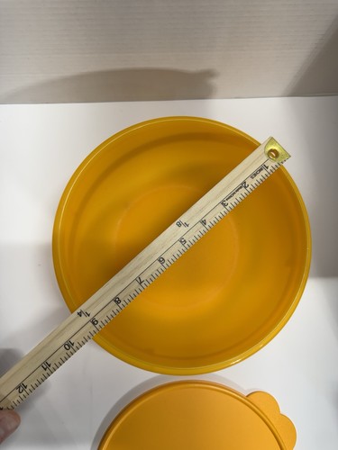 Tupperware Food Storage 4 Bowl Set w/ Snap Lids, Orange Yellow B - photo 3