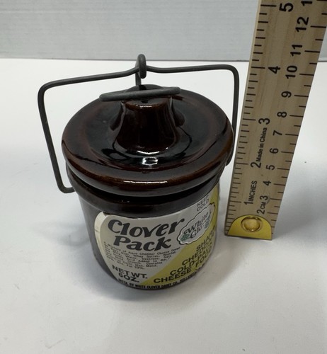 Brown Stoneware Vintage Clover Crock w Wire Clamp Lid Empty 4” - photo 5
