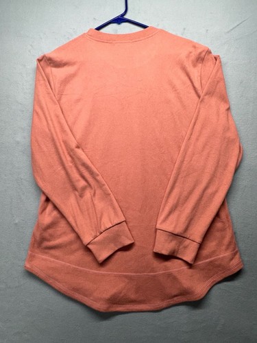 Fantaslook Women's Long Sleeve Crew Neck Curved Hem Casual Tunic - photo 5