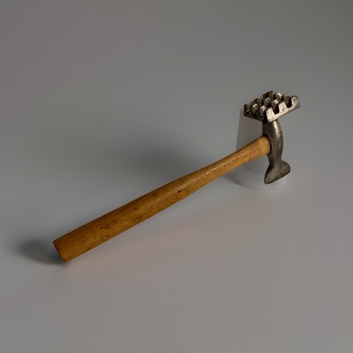Vintage Cast Iron and Hardwood Meat Tenderizer ca. 1950s - photo 2