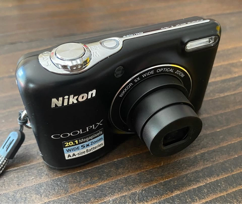 Nikon Coolpix L32 Digital Camera - photo 4