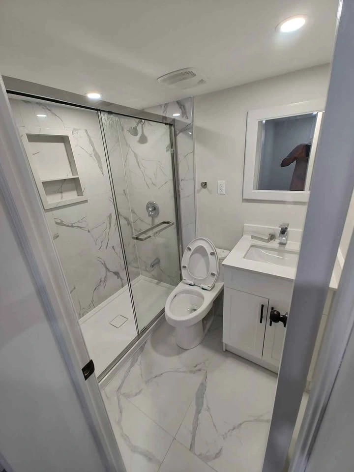 1 bed 1 bath basement for rent from September 1 - photo 2