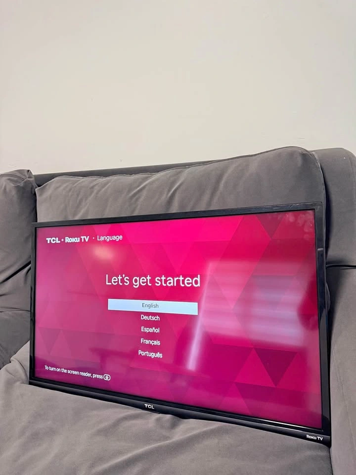 32” TCL Roku TV