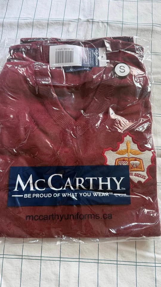 Neil McNeil School Uniform - photo 2