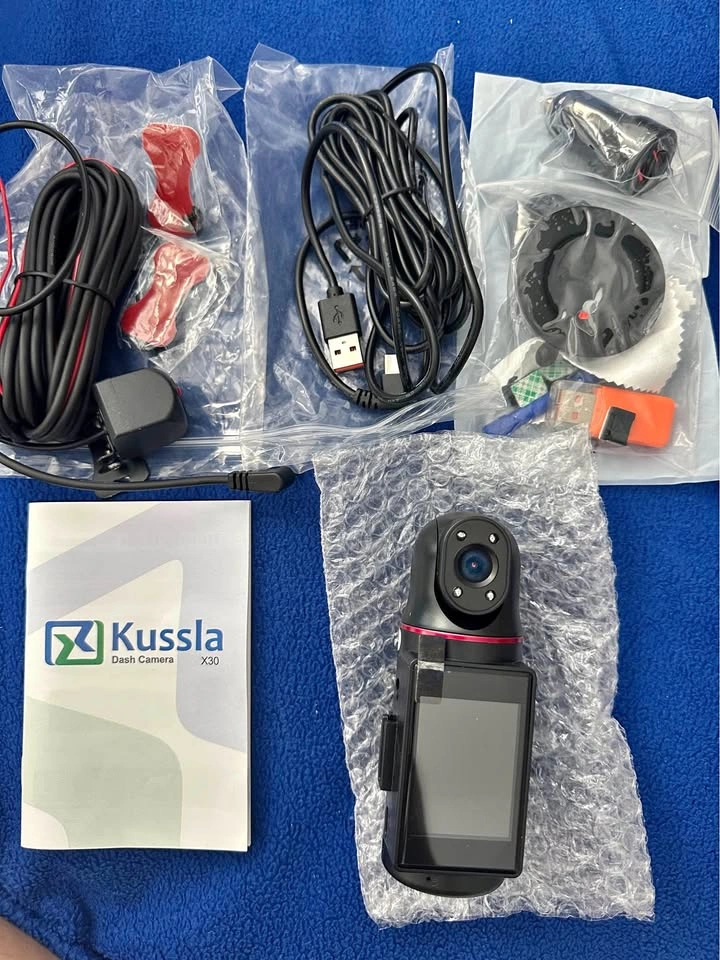 Dash Cam Front and Rear Inside Camera 3 Channel 64GB