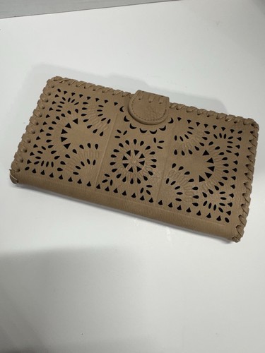 Women’s Brown Cut-Out Trifold Wallet - photo 2