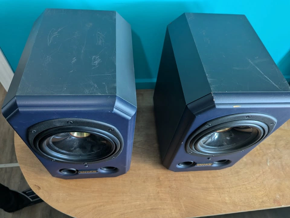 Pair of Tannoy System 600A Active Studio Monitors - photo 4