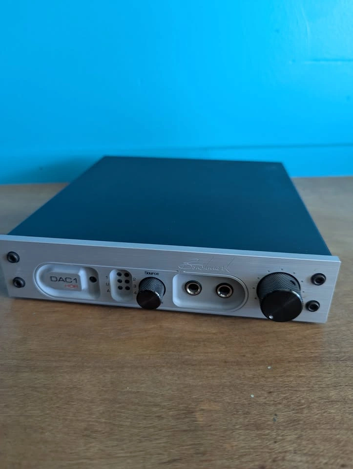 Benchmark DAC 1 HDR Digital to Analog converter with remote - photo 4