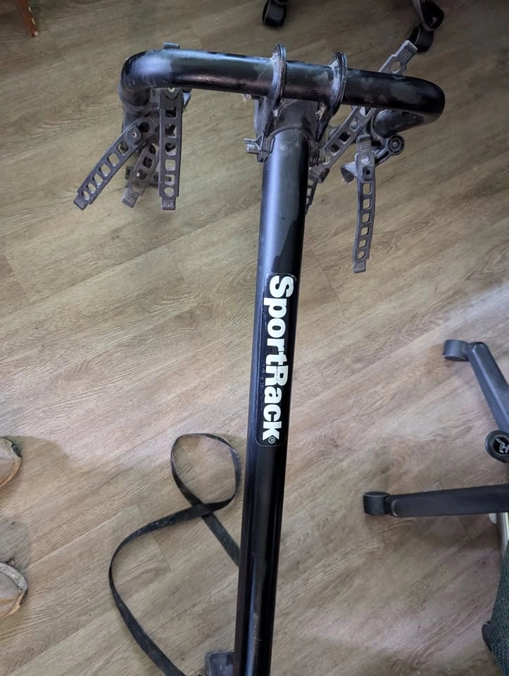 SportRack Hitch-Mounted Bike Rack - Great Condition - photo 2