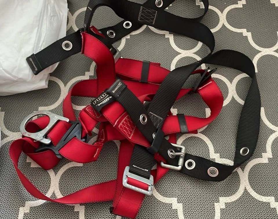 Protecta PRO Safety Harness and PPE Gear Set - photo 2