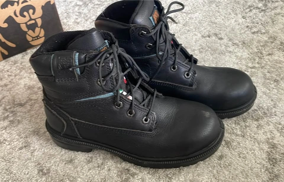 Kodiak Black Work Boots Women’s Size 8 - photo 2