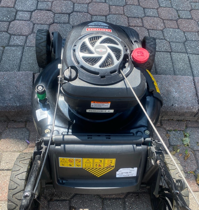 Craftsman Platinum Lawnmower /Reliable Briggs & Stratton Engine - photo 2