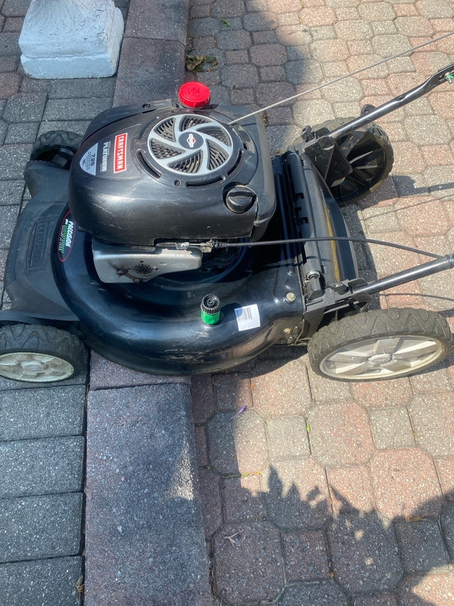 Craftsman Platinum Lawnmower /Reliable Briggs & Stratton Engine - photo 5