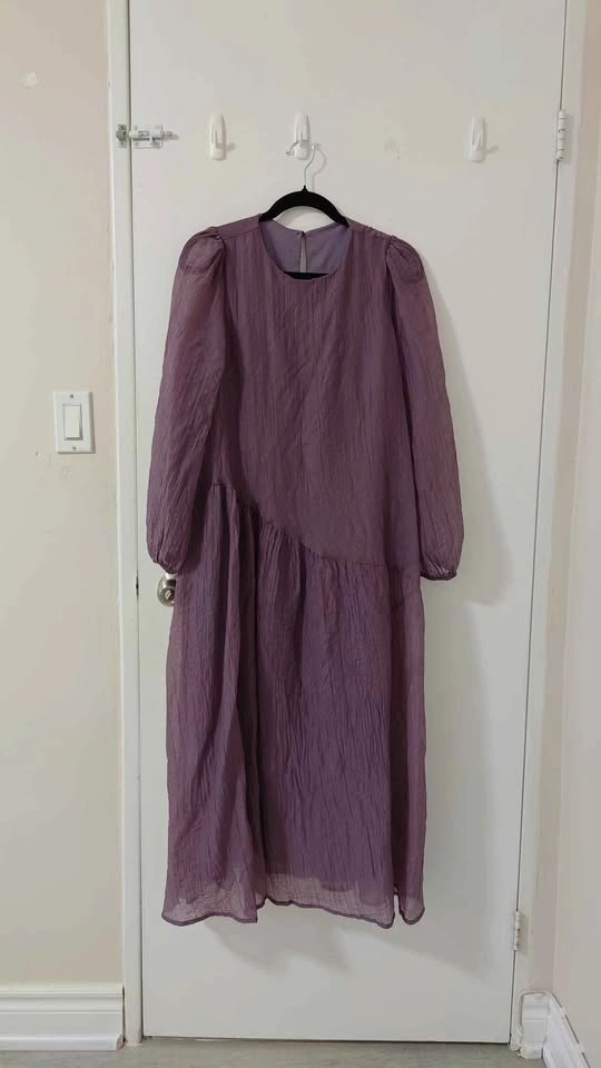 Modest Women's Long Dresses and Abayas - photo 2