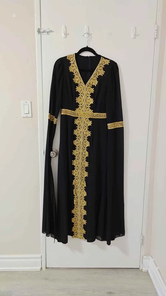 Modest Women's Long Dresses and Abayas - photo 3