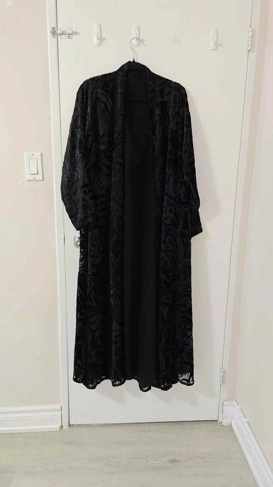 Modest Women's Long Dresses and Abayas - photo 5