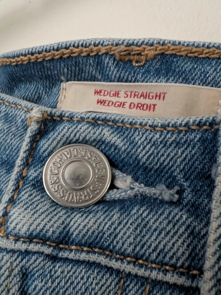 Levi's 23 Wedgie Straight Jeans - photo 4