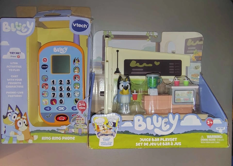 Bluey Toy Bundle - VTech Ring Ring Phone & Juice Bar Playset