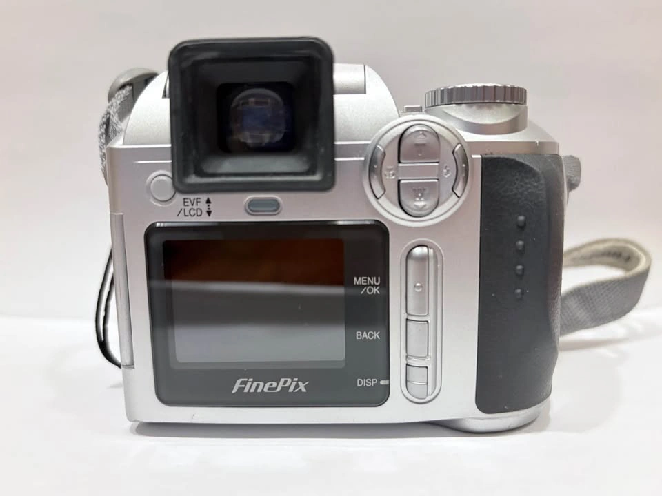 Fujifilm FinePix S-Series Digital Camera - photo 2