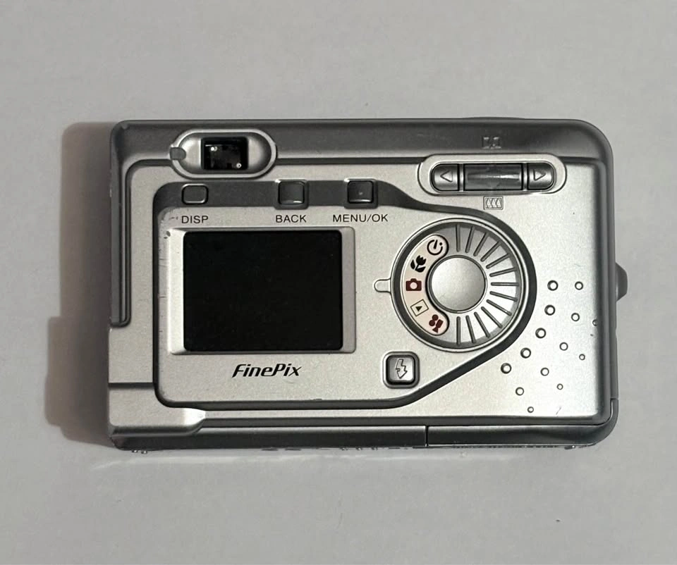 Fujifilm FinePix A303 Digital Camera - photo 2