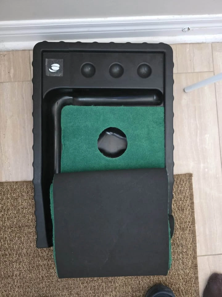 [USED] Indoor Golf Putting Mat - photo 3