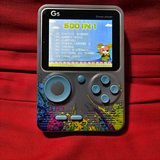 G5 Retro Handheld Game Console — 500 Games in 1! Brand New