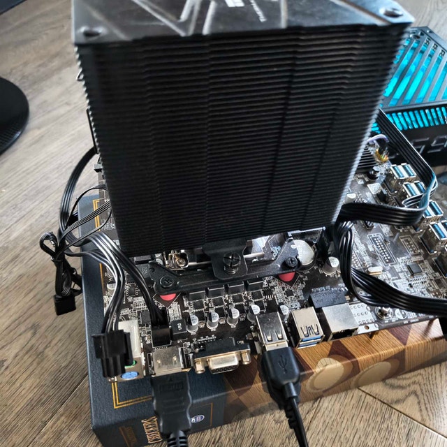 BTC B250 Mining Motherboard Bundle: CPU + Fan + RAM - 12 Slots - photo 3