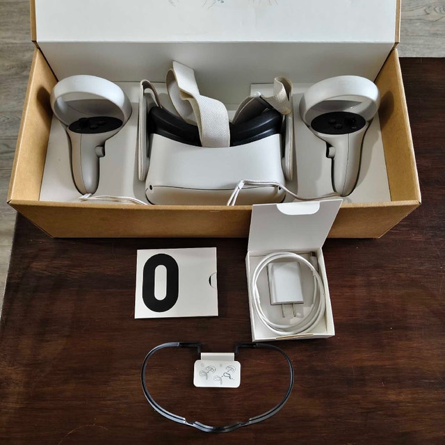 Meta Quest 2 VR Headset – Mint Condition, Complete in Box! - photo 3