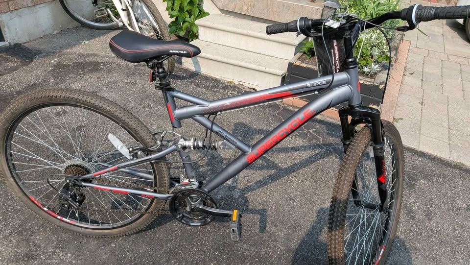 Supercycle Surge Mountain Bike - photo 3