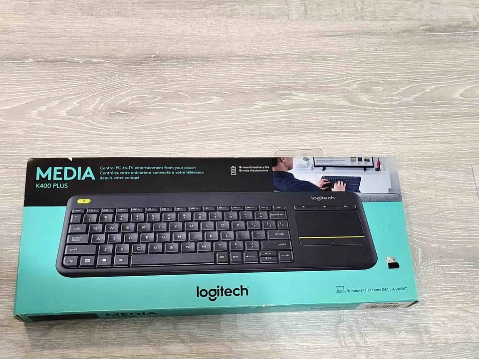 Logitech K400 Plus Wireless Touch Keyboard
