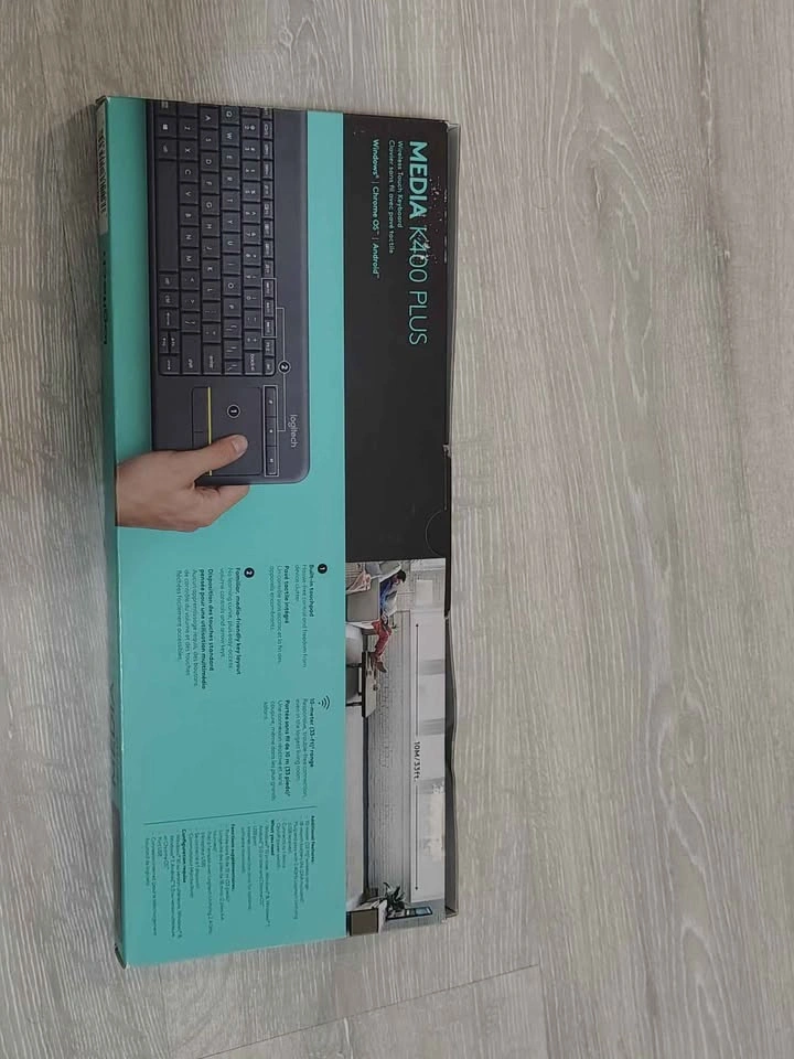 Logitech K400 Plus Wireless Touch Keyboard - photo 2
