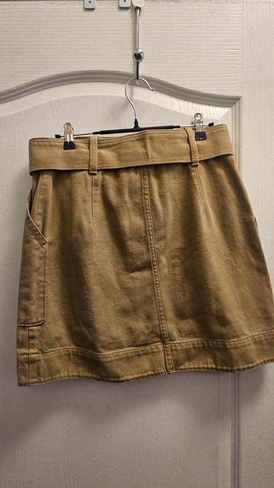 Brand New - Banana Republic Utility Mini Skirt - size 4 - photo 2
